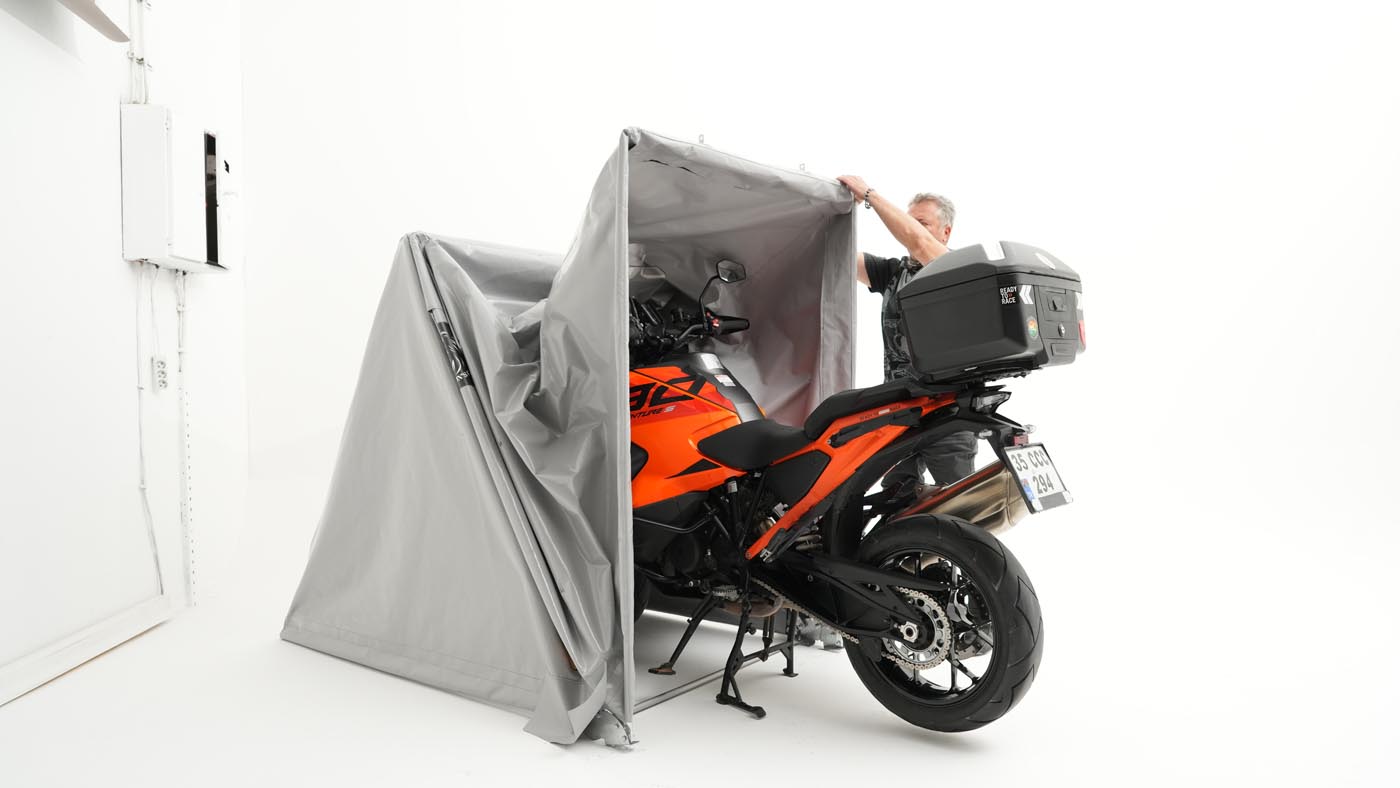 LIONS GARAGE - MOTO GARAGE